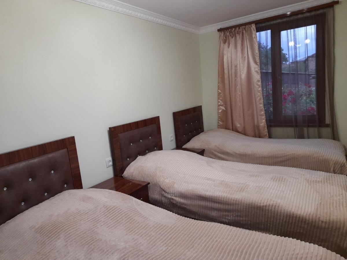 Bed and Breakfast Alexmila Tatev Exterior foto